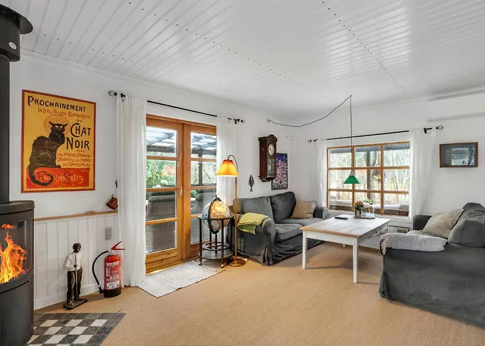 Σπίτι διακοπών 2 Bedroom Lovely In Højslev