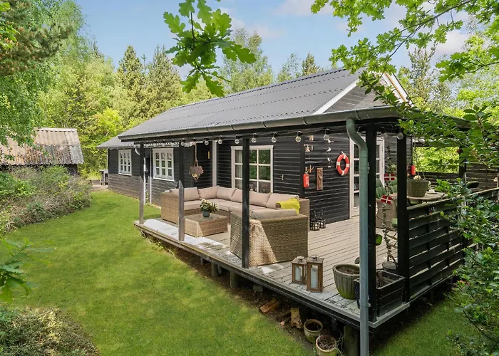 2 Bedroom Lovely In Højslev