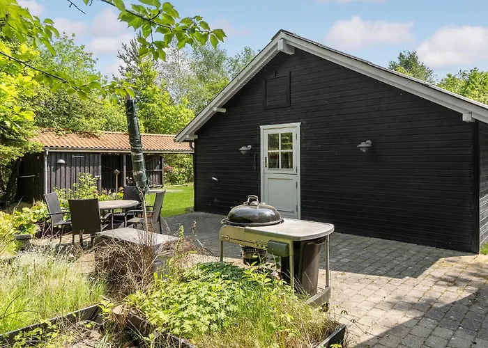 Σπίτι διακοπών 2 Bedroom Lovely In